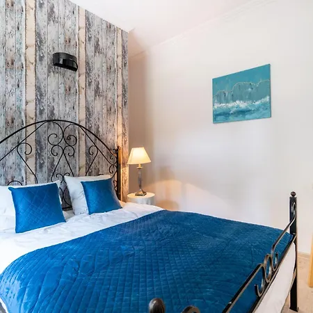 Apartman By The Sea *